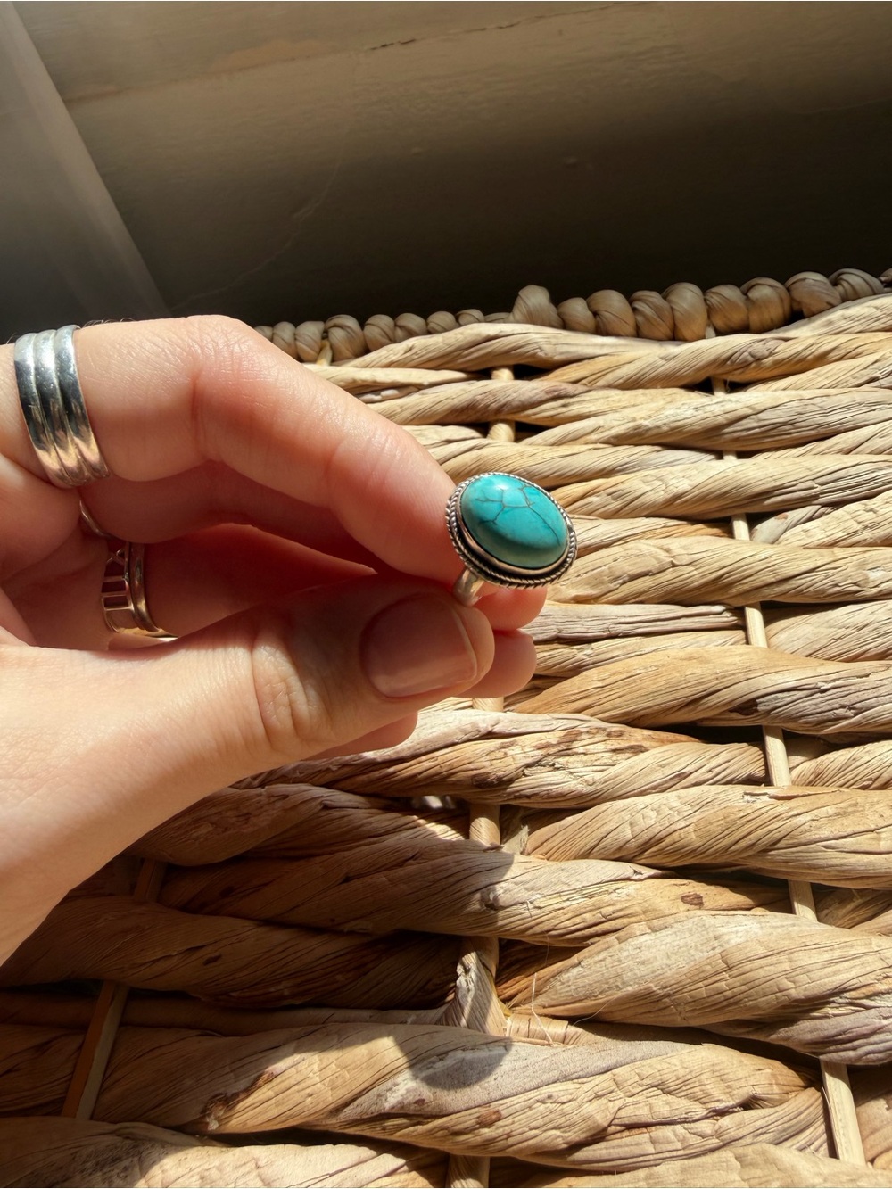 Turquoise Oval Statement Ring - Silver Band size 4.5-5
